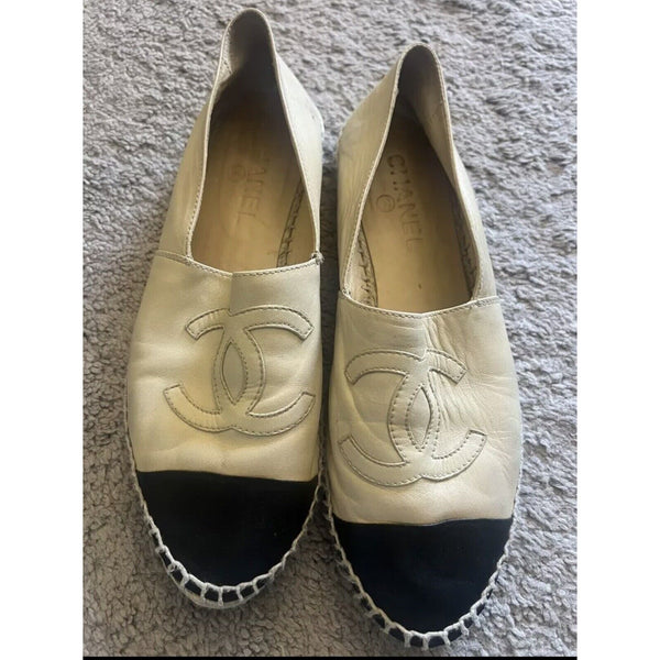 CHANEL Tan Cream Classic Lambskin CC Espadrilles Cap Toe Flat Beige Black 42