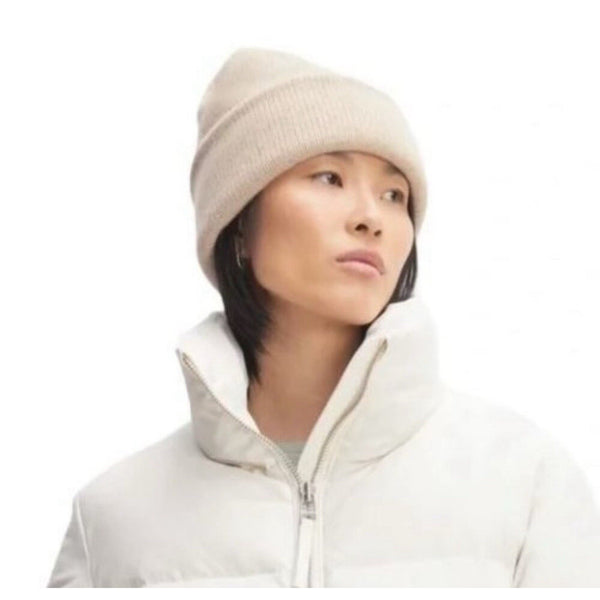 NWT Everlane The Felted Merino Beanie Hat Heathered Oat Cream White OS Adult